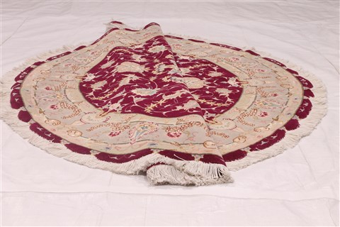 Tabriz Beige Round Hand Knotted 49 X 49 Area Rug 254-32026 Image 4