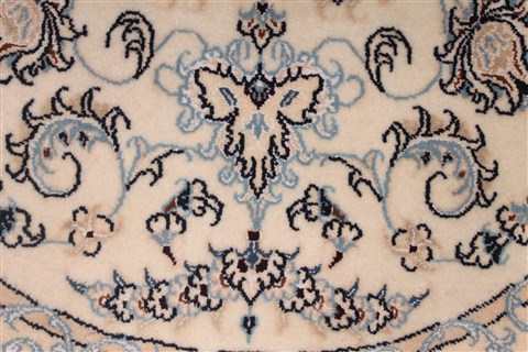Nain Beige Round Hand Knotted 33 X 33 Area Rug 254-32029 Image 1