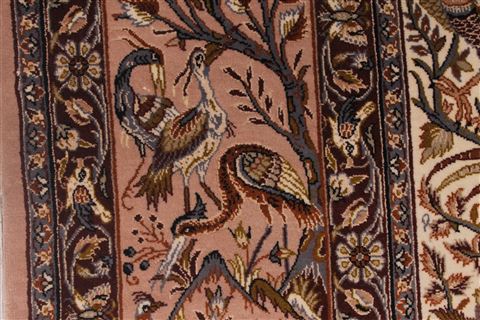 Isfahan White Hand Knotted 41 X 76 Area Rug 254-32045 Image 10