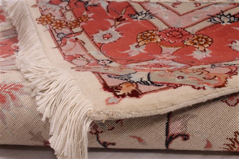 Tabriz Red Hand Knotted 50 X 67 Area Rug 254-32052 Image 4
