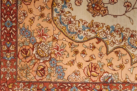Qum Beige Hand Knotted 44 X 67 Area Rug 254-32065 Image 3
