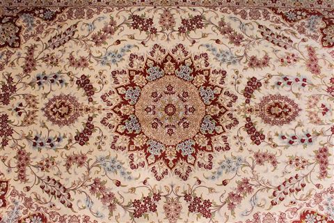 Qum Beige Hand Knotted 44 X 68 Area Rug 254-32085 Image 7