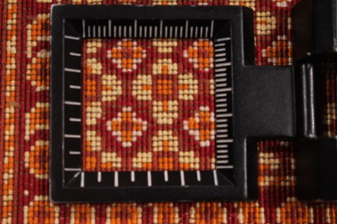 Qum Red Hand Knotted 43 X 67 Area Rug 254-32095 Image 10