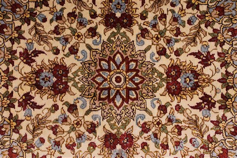 Qum Beige Hand Knotted 43 X 66 Area Rug 254-32101 Image 6