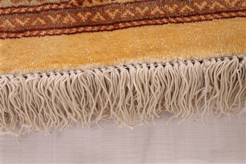 Qum Beige Hand Knotted 44 X 66 Area Rug 254-32103 Image 16