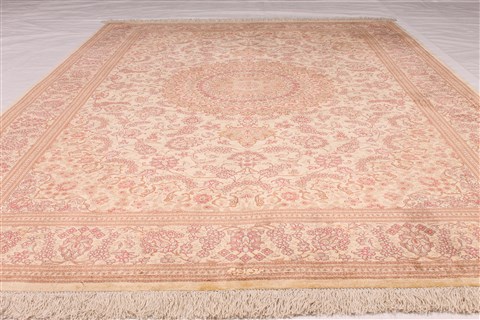 Qum Beige Hand Knotted 44 X 66 Area Rug 254-32103 Image 1
