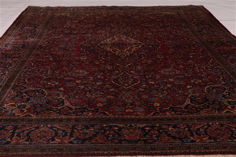 Kashan Red Hand Knotted 44 X 70 Area Rug 254-32770 Image 6