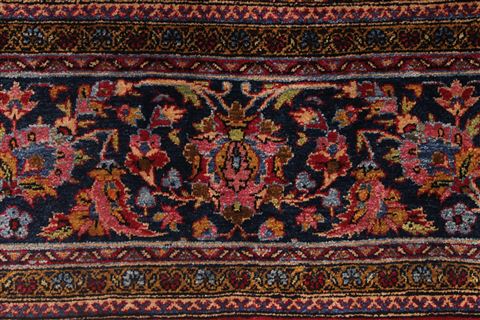 Kashan Red Hand Knotted 44 X 70 Area Rug 254-32770 Image 7