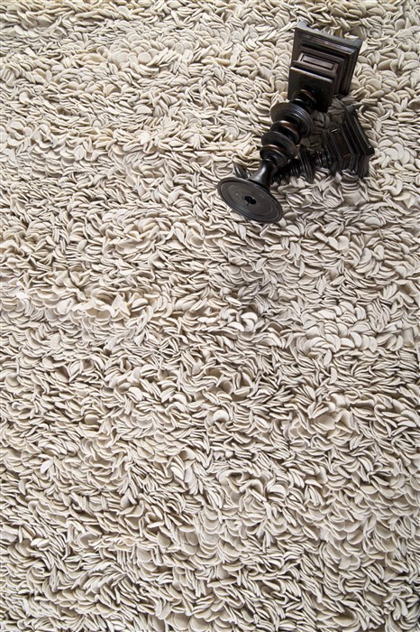 Surya Blossom White 20 X 30 Area Rug BLO1004-23 800-36094 Image 2