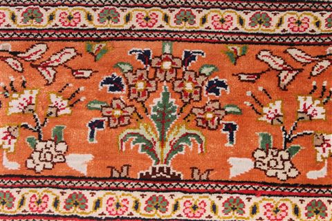 Qum Beige Hand Knotted 35 X 50 Area Rug 254-36753 Image 4
