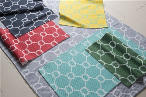Surya Cape Cod Green 40 X 60 Area Rug CCD1032-46 800-39533 Image 1