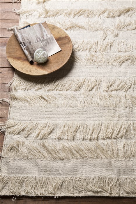 Surya Chloe White 20 X 30 Area Rug CHL7000-23 800-39588 Image 7