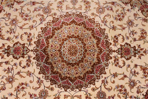 Qum Beige Hand Knotted 32 X 51 Area Rug 254-49139 Image 7
