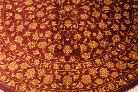 Qum Red Oval Hand Knotted 33 X 50 Area Rug 254-49141 Image 3