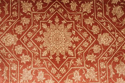 Qum Red Square Hand Knotted 33 X 33 Area Rug 254-49142 Image 3