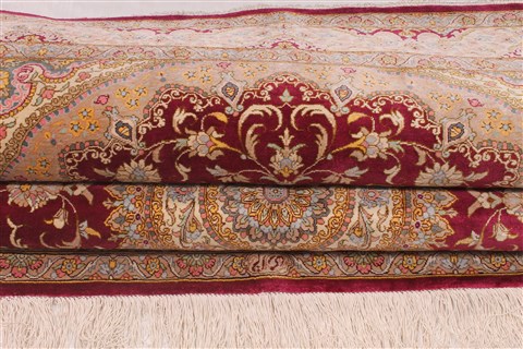 Qum Beige Hand Knotted 33 X 50 Area Rug 254-49147 Image 17