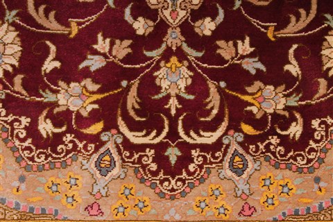 Qum Beige Hand Knotted 33 X 50 Area Rug 254-49147 Image 6