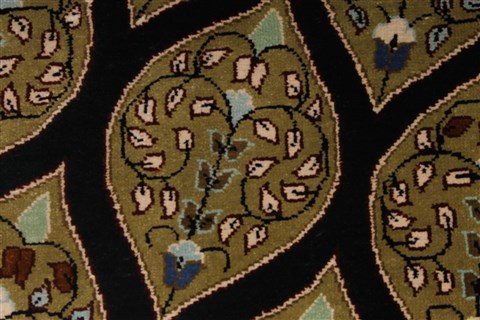 Qum Black Hand Knotted 33 X 50 Area Rug 254-49160 Image 6