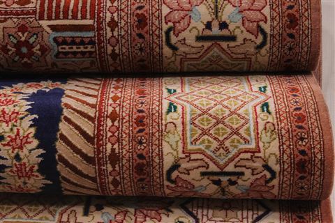 Qum Beige Hand Knotted 34 X 41 Area Rug 254-49163 Image 22