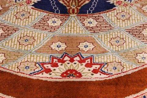 Qum Beige Hand Knotted 34 X 41 Area Rug 254-49163 Image 6