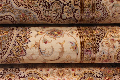 Qum Beige Hand Knotted 35 X 51 Area Rug 254-49165 Image 24
