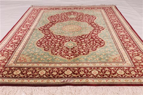 Qum Red Hand Knotted 33 X 41 Area Rug 254-49166 Image 17