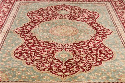 Qum Red Hand Knotted 33 X 41 Area Rug 254-49166 Image 1