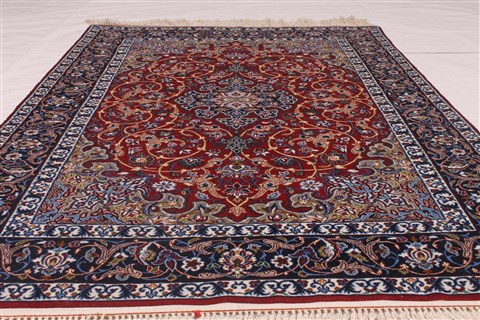 Isfahan Blue Hand Knotted 37 X 53 Area Rug 254-50335 Image 4