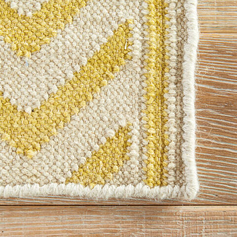 Jaipur Living Urban Bungalow Yellow 36 X 56 Area Rug RUG102559 803-68048 Image 3