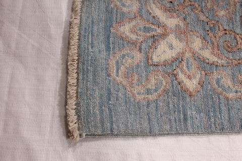 Ziegler Blue Hand Knotted 97 X 137 Area Rug 254-72529 Image 3