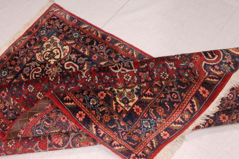 Bidjar Red Hand Knotted 45 X 64  Area Rug 254-74301 Image 9