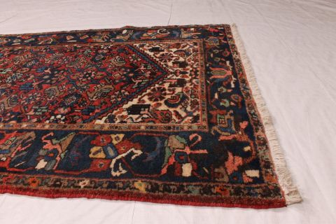 Zanjan Red Runner Hand Knotted 37 X 165 Area Rug 254-74353 Image 2