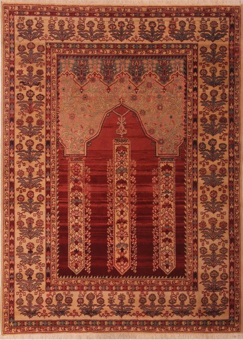 Hereke Red Hand Knotted 47 X 65 Area Rug 400-74445 Image 0