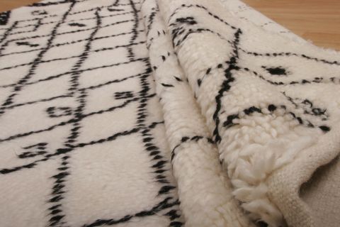 Gabbeh White Hand Knotted 59 X 710 Area Rug 100-74454 Image 1