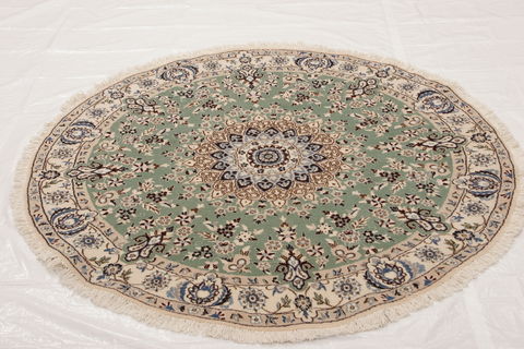 Nain Green Round Hand Knotted 43 X 43 Area Rug 155-74468 Image 1