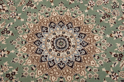 Nain Green Round Hand Knotted 43 X 43 Area Rug 155-74468 Image 4