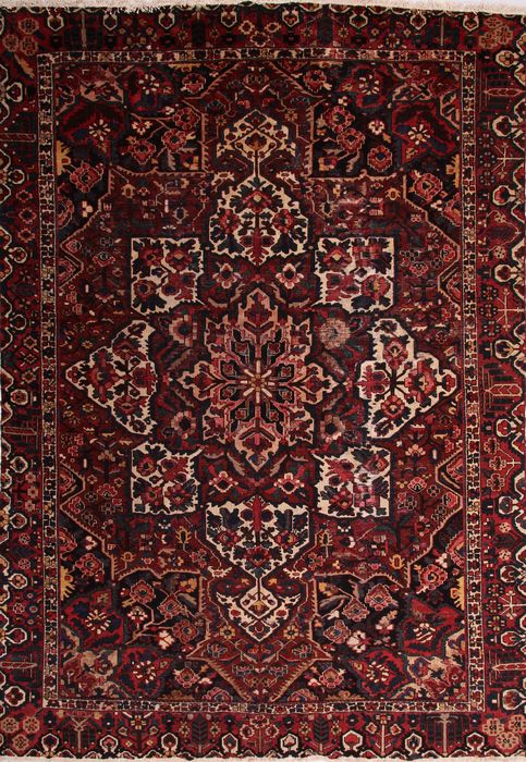 Bakhtiar Red Hand Knotted 111 X 156 Area Rug 155-74525 Image 0