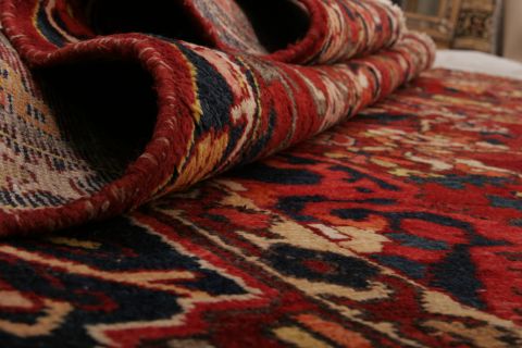 Bakhtiar Red Hand Knotted 123 X 147 Area Rug 155-74526 Image 6