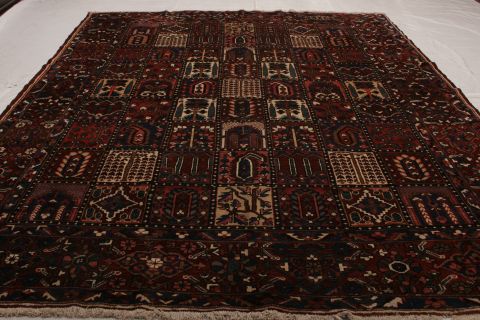 Bakhtiar Multicolor Hand Knotted 102 X 121 Area Rug 155-74533 Image 1