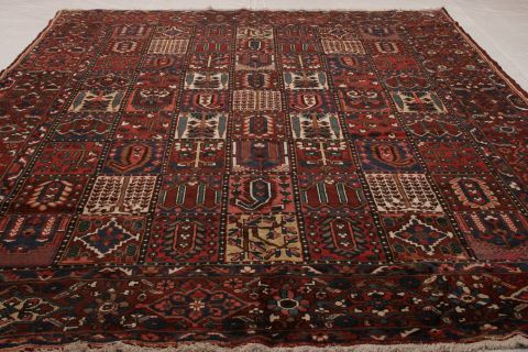 Bakhtiar Multicolor Hand Knotted 102 X 121 Area Rug 155-74533 Image 2