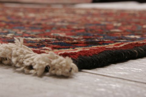 Bakhtiar Multicolor Hand Knotted 102 X 121 Area Rug 155-74533 Image 4