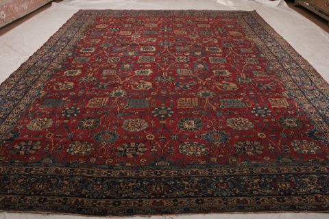 Hereke Red Hand Knotted 117 X 1510 Area Rug 155-74546 Image 1