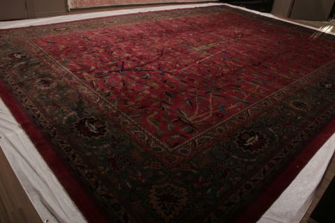 Agra Red Hand Knotted 151 X 201 Area Rug 155-74550 Image 1