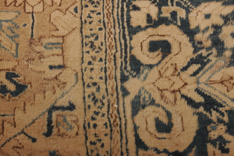 Heriz Beige Hand Knotted 98 X 136 Area Rug 155-74607 Image 2