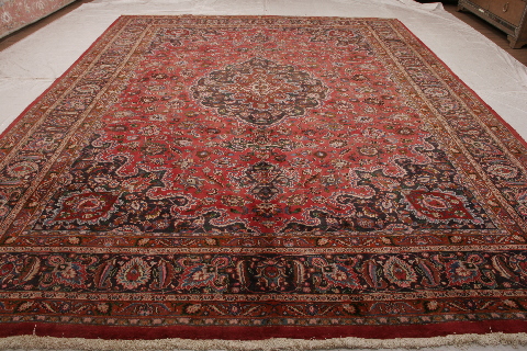 Mashad Red Hand Knotted 115 X 158 Area Rug 155-74610 Image 1