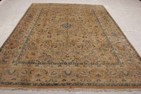 Kashan Multicolor Hand Knotted 82 X 112  Area Rug 155-74617 Image 7