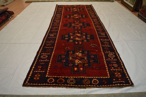 Shiraz Red Runner Hand Knotted 45 X 125 Area Rug 100-74711 Image 5