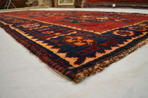 Shiraz Red Runner Hand Knotted 45 X 125 Area Rug 100-74711 Image 6