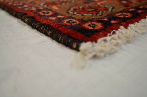 Baluch Red Hand Knotted 40 X 65 Area Rug 100-74767 Image 4
