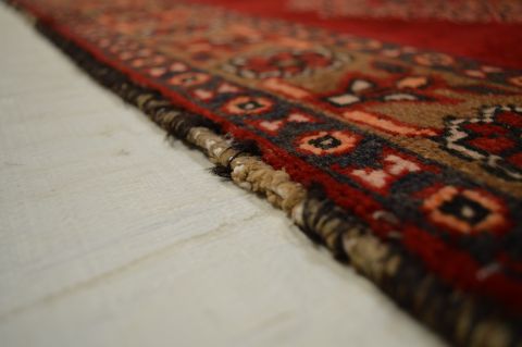 Baluch Red Hand Knotted 40 X 65 Area Rug 100-74767 Image 5
